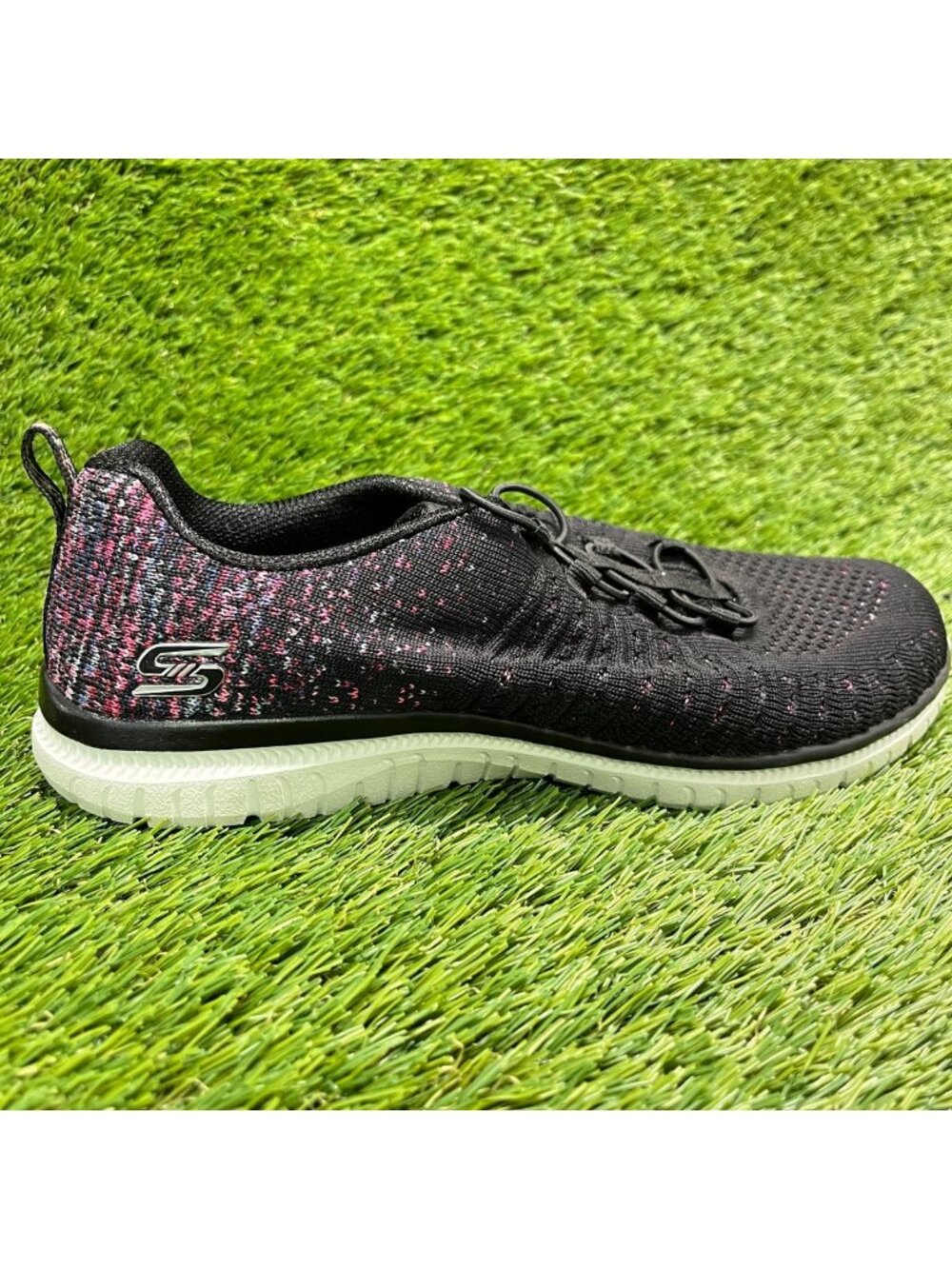 Skechers Virtue Womens Size 8 Black Pink Athletic Walking Slip On Shoes Sneakers